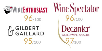 Domaine CauhapÃ© wines awarded by Decanter, Wine Enthusiast, Gilbert & Gaillard, Wine Spectator